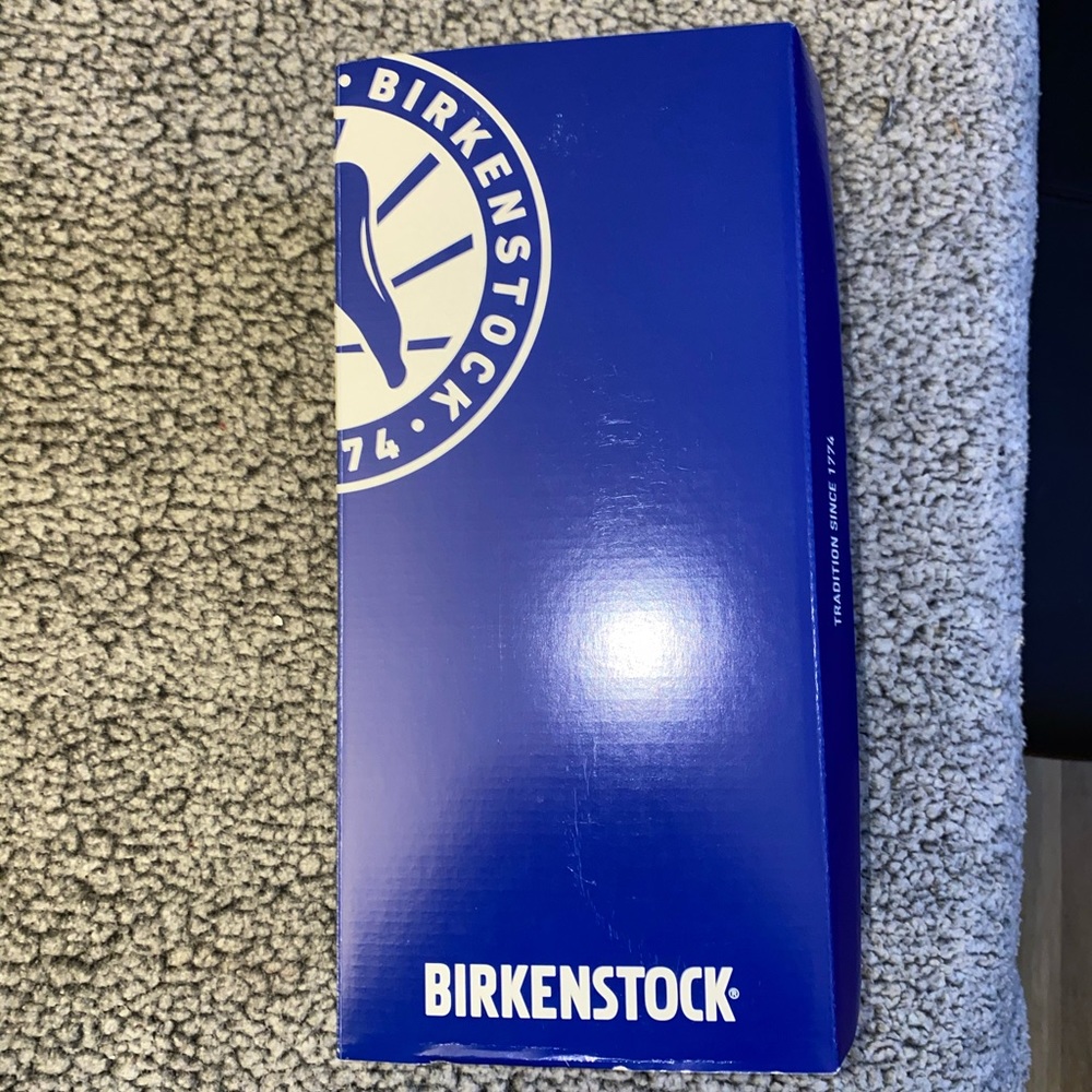 Mayari Birkenstocks